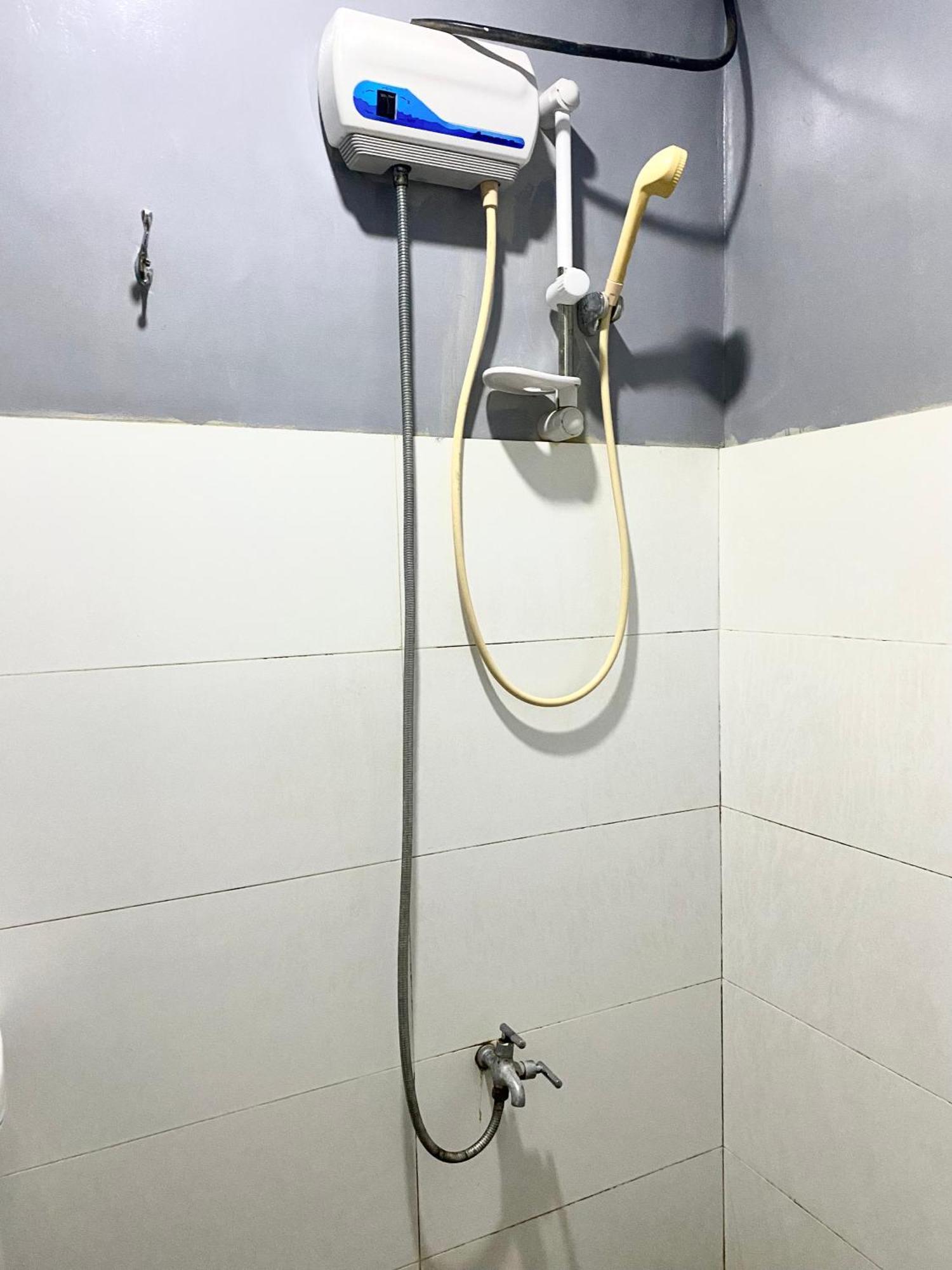 The Pocket Hotel Мактан Екстериор снимка