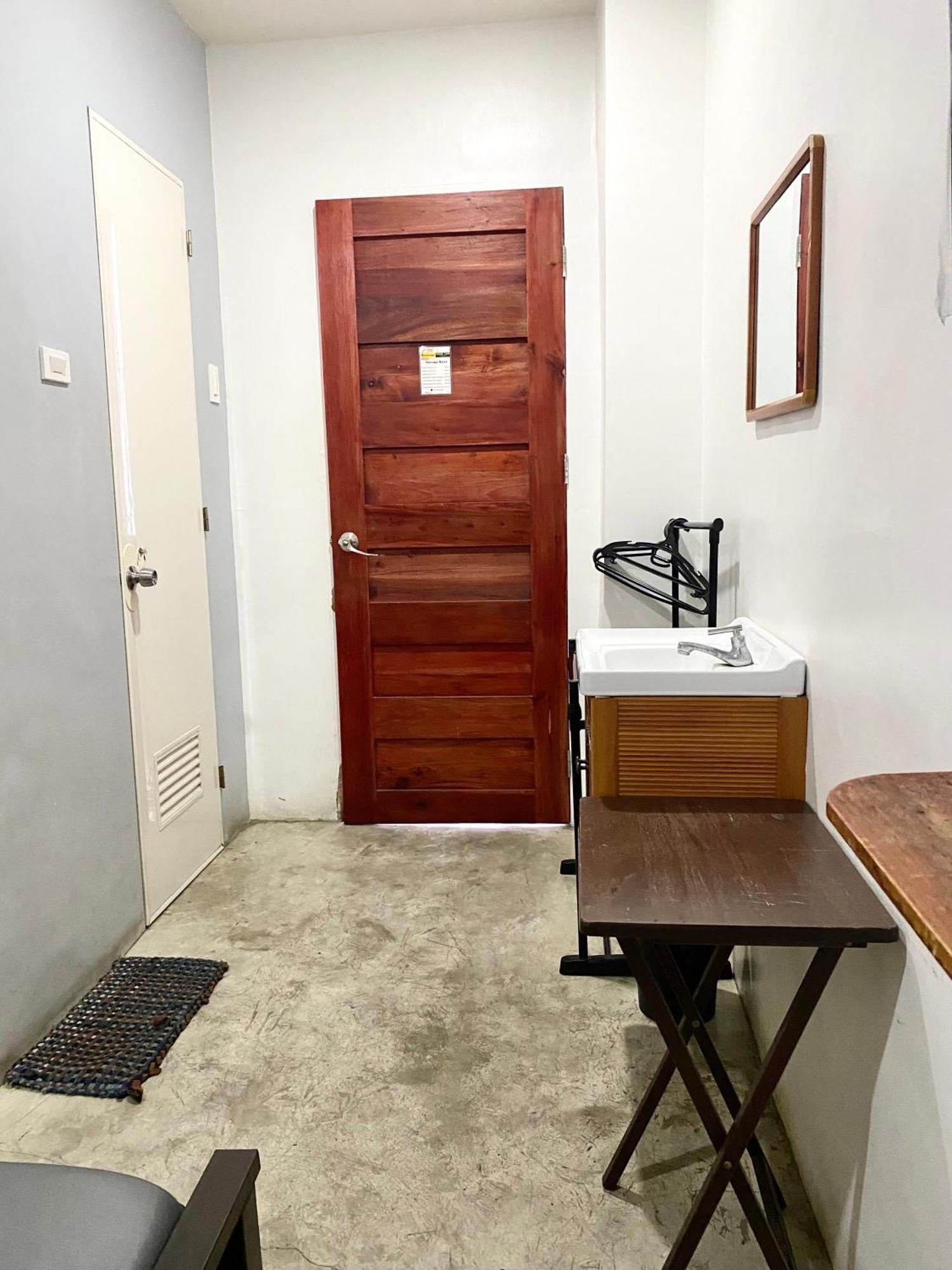 The Pocket Hotel Мактан Екстериор снимка
